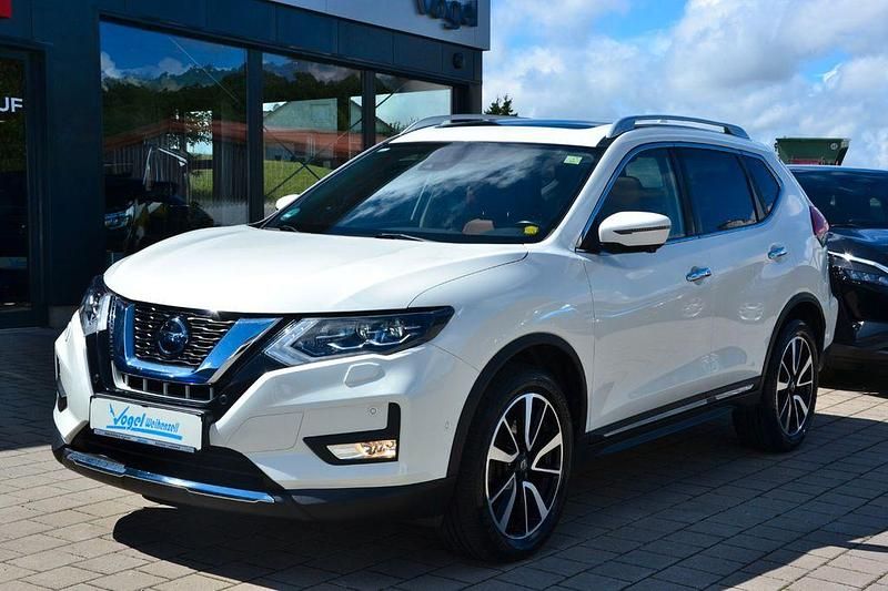 Weiß Gebraucht 2020 Nissan X-Trail Tekna SUV | 24.890 € (Teuer) - Bild 1/4