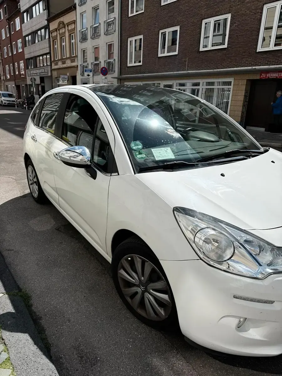 Gebraucht Citroën C3 SELECTION 73 PS (53 kW) 2014 Weiß Kleinwagen