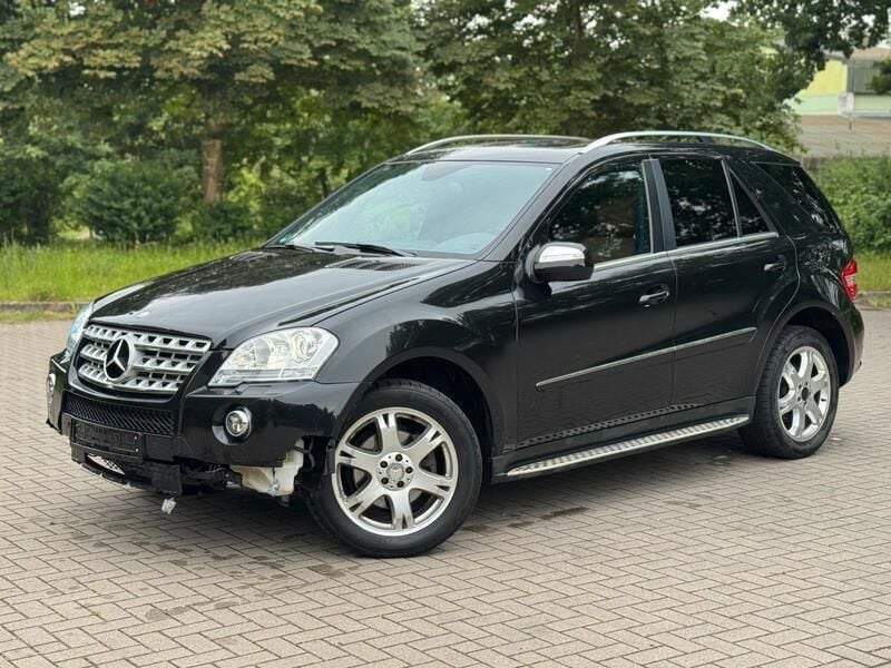 Schwarz Gebraucht 2009 Mercedes ML320 SUV | 6.000 € (Superpreis) - Bild 1/4