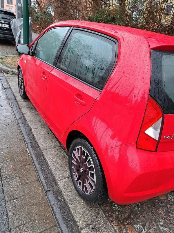 Gebraucht Seat Mii 60 PS (44 kW) 2019 Rot Kleinwagen