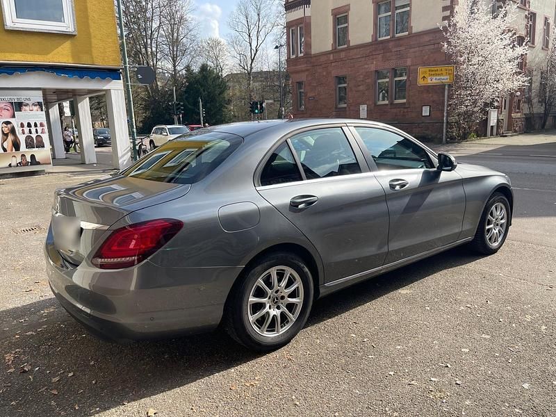 Gebraucht Mercedes 200 2019 Grau Limousine