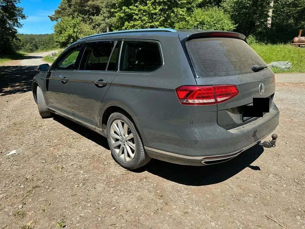 Gebraucht VW Passat GTE 218 PS (160 kW) 2017 Grau Kombi