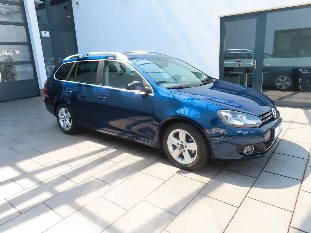 Gebraucht VW Golf VI Style 122 PS (89 kW) 2011 Blau Limousine