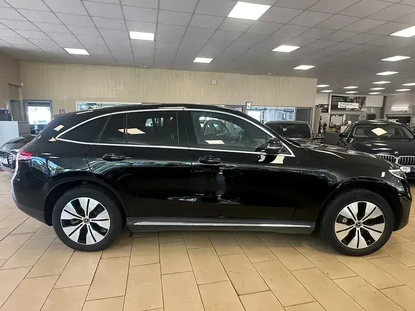 Gebraucht Mercedes EQC400 300 kW (408 PS) 2023 Schwarz SUV