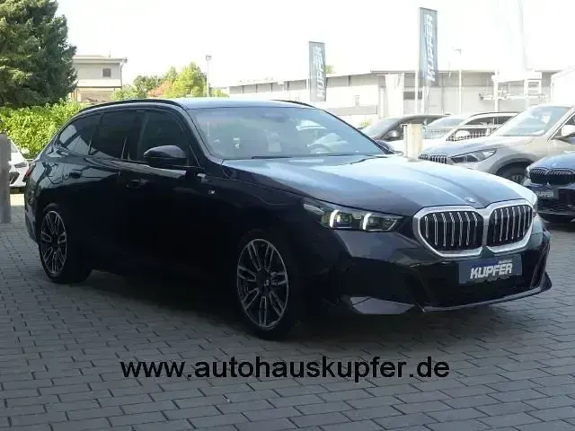 Używany BMW 520 Performance 197 KM (144 kW) 2024 Czarny Kombi