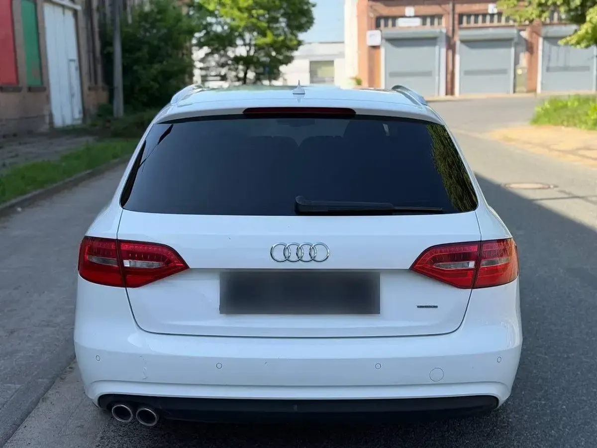 Używany Audi A4 190 KM (139 kW) 2014 Biały Kombi