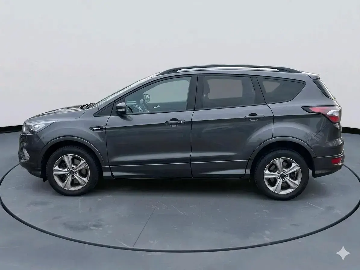 Gebraucht Ford Kuga Sport 175 PS (128 kW) 2018 Braun SUV