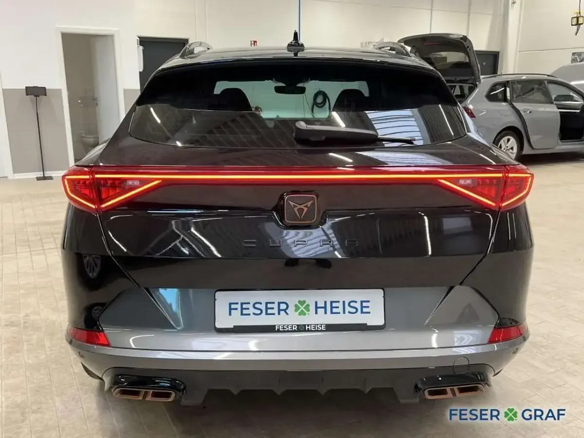 Gebraucht Cupra Formentor 204 PS (150 kW) 2023 Midnight schwarz metallic SUV