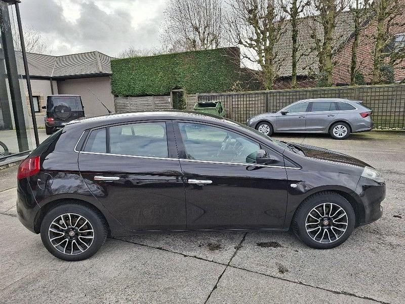 Gebraucht Fiat Bravo 105 PS (77 kW) 2014 Schwarz Kleinwagen