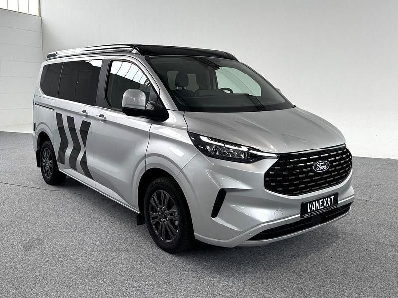 Gebraucht Ford Tourneo Titanium 170 PS (125 kW) 2026 Silber Van / Kleinbus