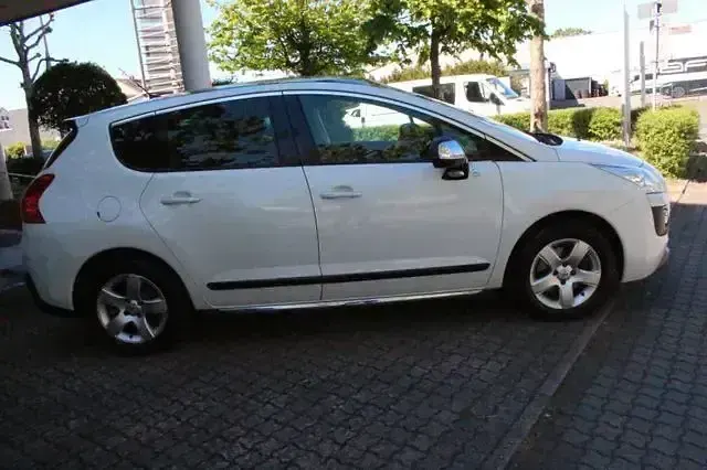Second-hand Peugeot 3008 163 CP (119 kW) 2012 Alb Break