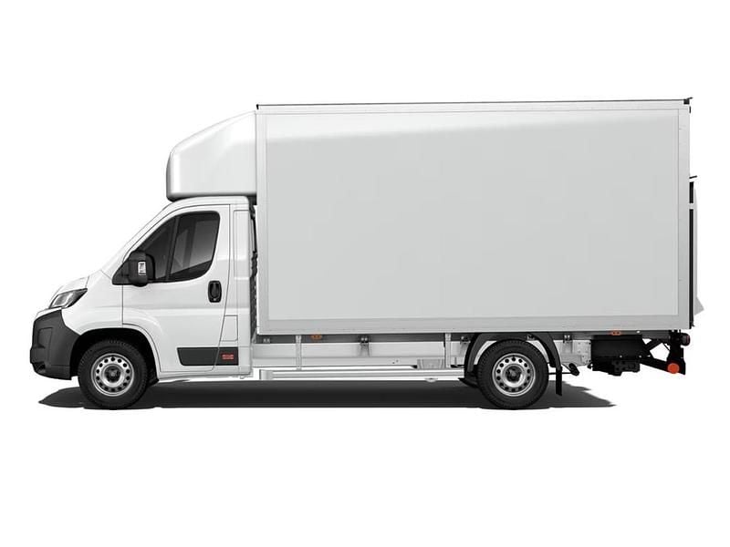 Neu Opel Movano 140 PS (102 kW) 2026 Van