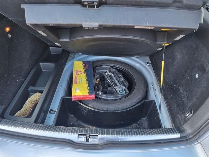 Gebraucht VW Bora 116 PS (85 kW) 2003 Grau Kombi