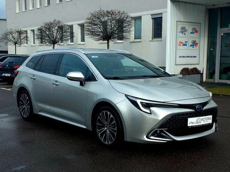 Gebraucht Toyota Corolla 152 PS (111 kW) 2023 Silber Kombi