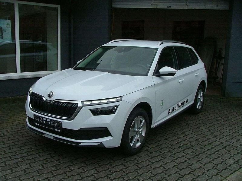Moonweiss perleffekt Gebraucht 2021 Skoda Kamiq Style SUV | 24.490 € (Etwas zu teuer) - Bild 1/4