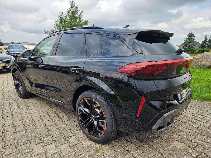 Neu Cupra Terramar VZ 265 PS (194 kW) 2025 Midnight schwarz SUV
