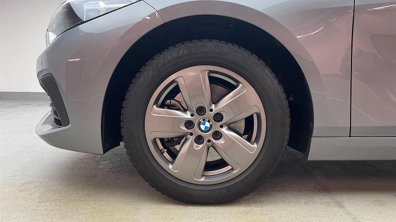 Gebraucht BMW 118 Advantage 135 PS (99 kW) 2022 Skyscraper grau metallic Kleinwagen