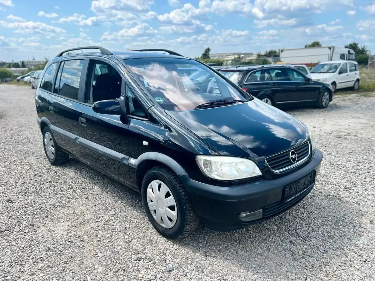 Gebraucht Opel Zafira 125 PS (91 kW) 2002 Van / Kleinbus