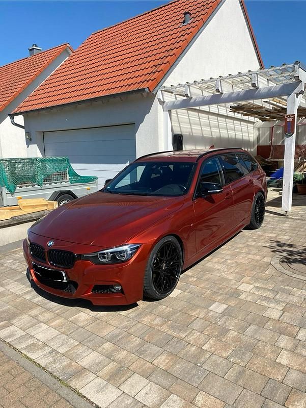 Gebraucht BMW 320 Shadowline 190 PS (139 kW) 2018 Orange Kombi
