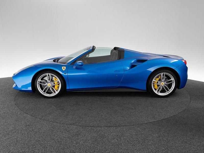 Gebraucht Ferrari 488 670 PS (492 kW) 2017 Blu corsa Cabrio