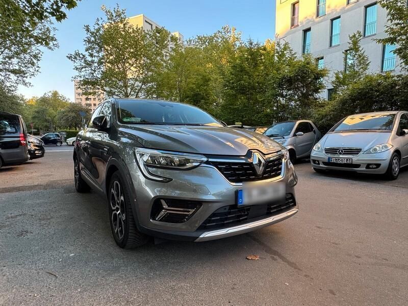 Grau Gebraucht 2021 Renault Arkana SUV | 24.000 € (Fairer Preis) - Bild 1/4