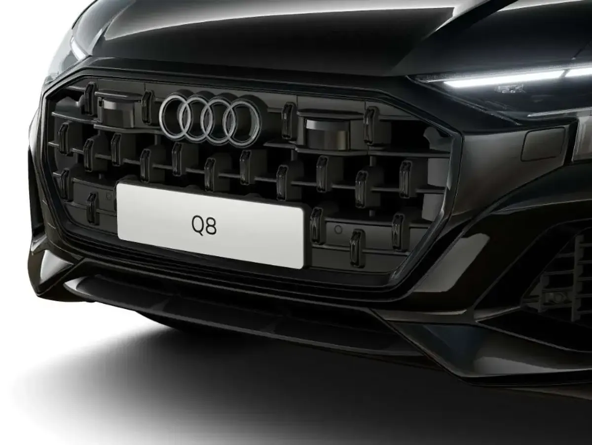 Neu Audi Q8 Ambiente 394 PS (289 kW) 2026 Mythosschwarz metallic SUV