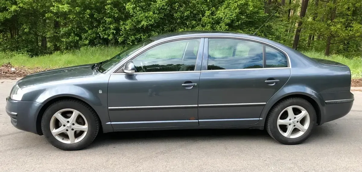 Gebraucht Skoda Superb 150 PS (110 kW) 2008 Grau Limousine