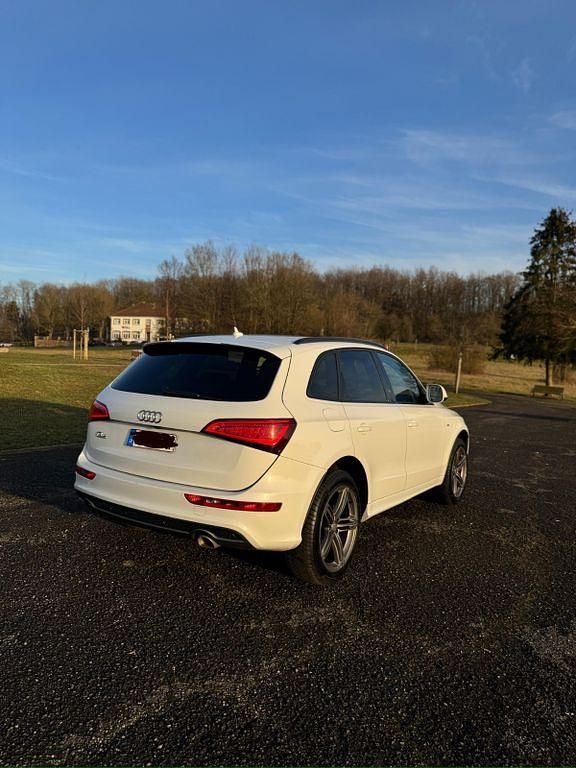 Weiß Gebraucht 2014 Audi Q5 SUV | 10.980 € (Fairer Preis) - Bild 1/4