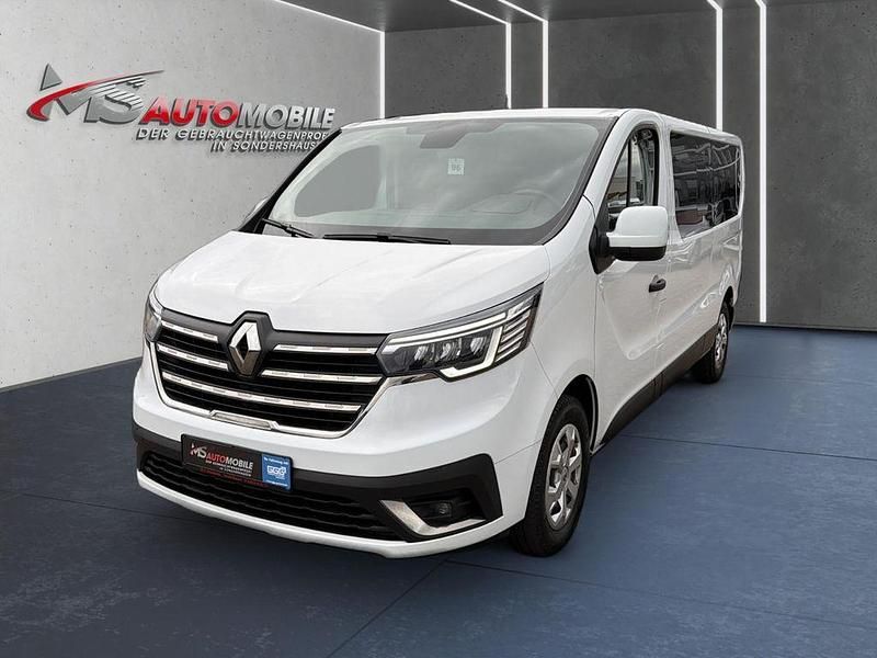 Gebraucht Renault Trafic Life 110 PS (80 kW) 2022 Weiß Van / Kleinbus