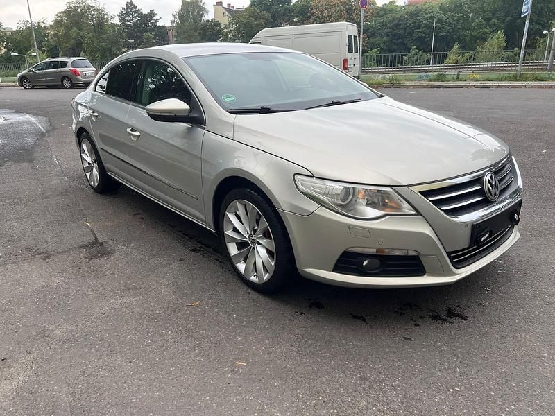 Silber Gebraucht 2010 VW CC R-line Limousine | 8.900 € (Guter Preis) - Bild 1/4