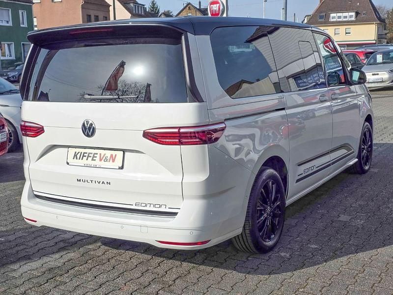 Gebraucht VW Multivan Edition 150 PS (110 kW) 2024 Weiß Van