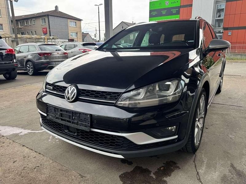 Schwarz Gebraucht 2016 VW Golf Alltrack Kombi | 10.990 € (Guter Preis) - Bild 1/4