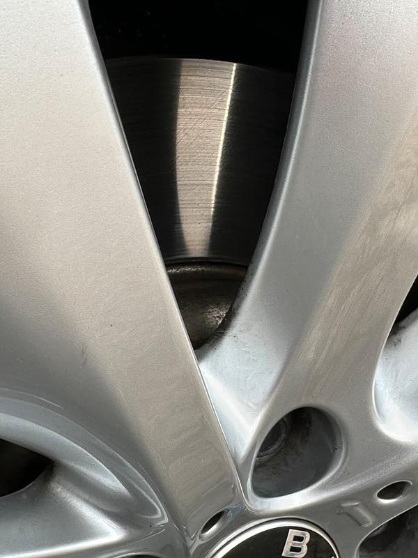 Gebraucht BMW ActiveHybrid 7 465 PS (342 kW) 2012 Schwarz Limousine