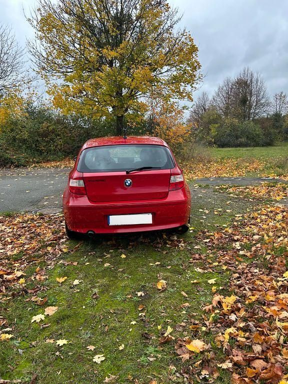 Gebraucht BMW 116 116 PS (85 kW) 2005 Rot Kleinwagen