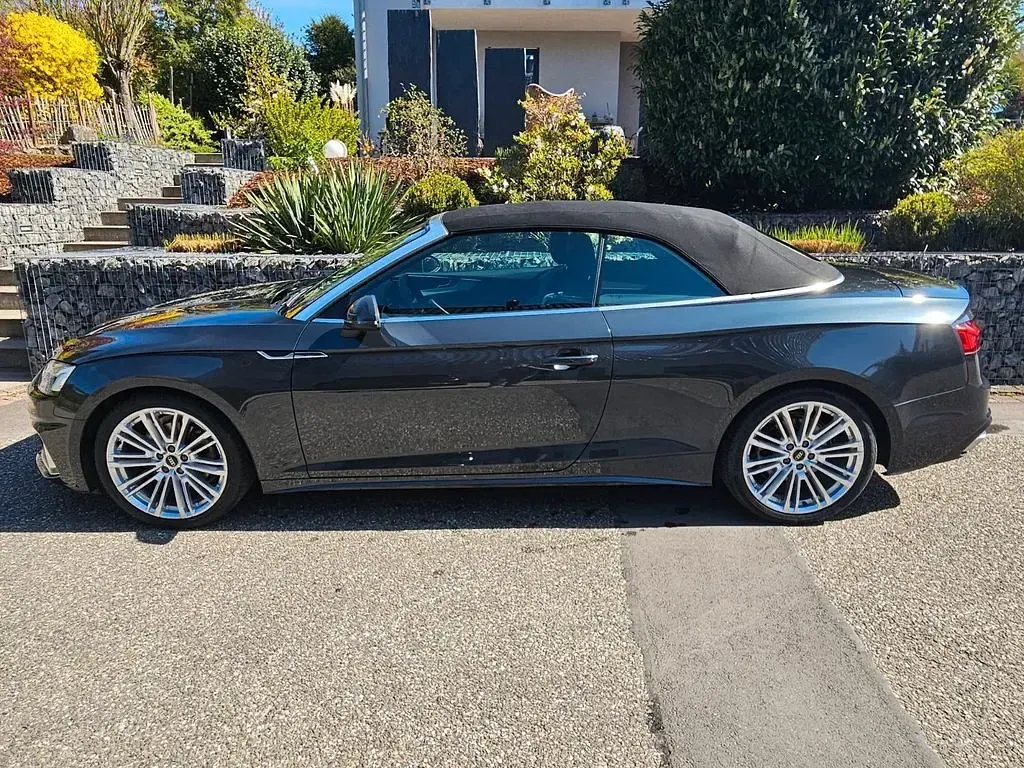 Gebraucht Audi A5 Cabriolet Advanced Plus 150 PS (110 kW) 2024 Grau Cabrio