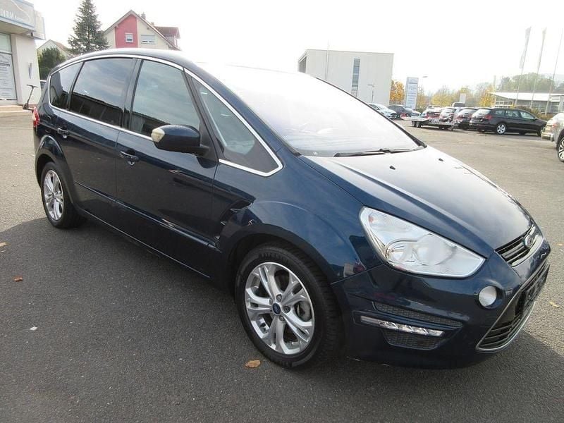 Gebraucht Ford S-MAX Titanium 163 PS (119 kW) 2011 Blau Van / Kleinbus