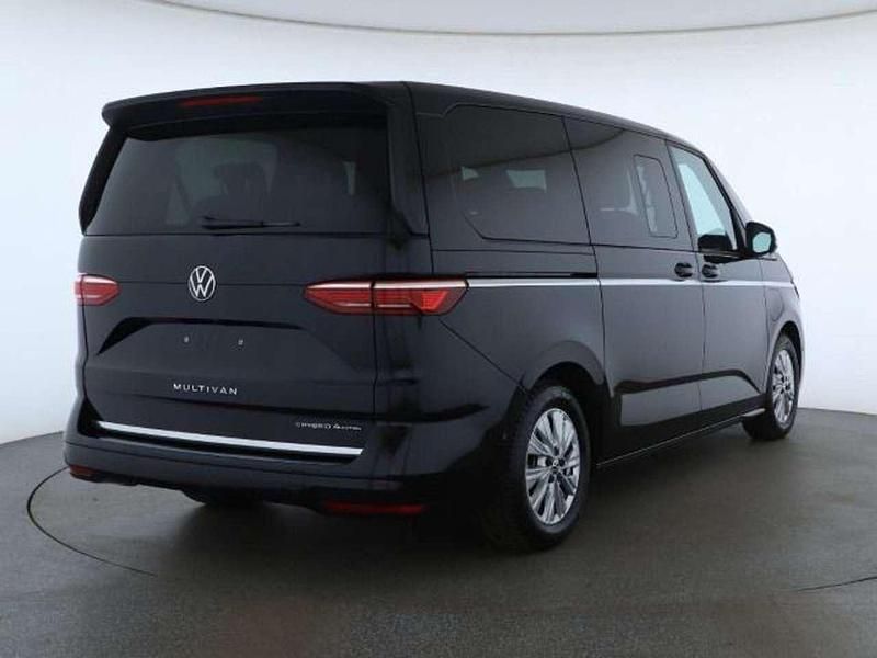 Gebraucht VW Multivan Style 245 PS (180 kW) 2025 Schwarz Van