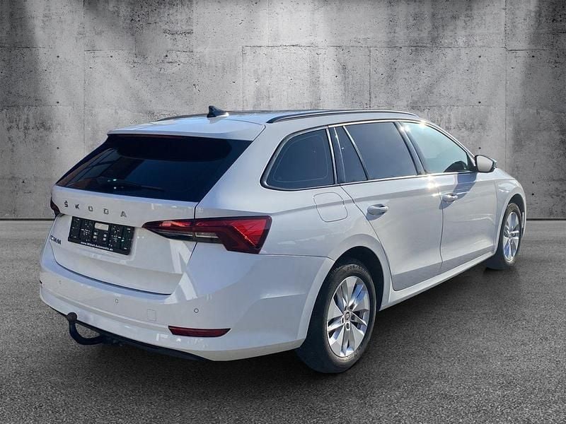 Gebraucht Skoda Octavia 150 PS (110 kW) 2020 Candyweiss Kombi