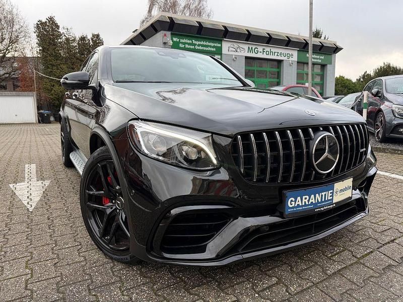 Schwarz Gebraucht 2019 Mercedes GLC63 AMG AMG Coupé | 50.949 € (Fairer Preis) - Bild 1/4