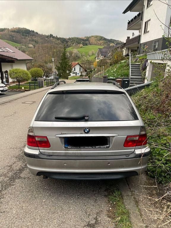 Gebraucht BMW 320 150 PS (110 kW) 2004 Silber Kombi