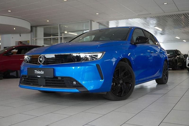Gebraucht Opel Astra Elegance 181 PS (133 kW) 2023 Blau Limousine