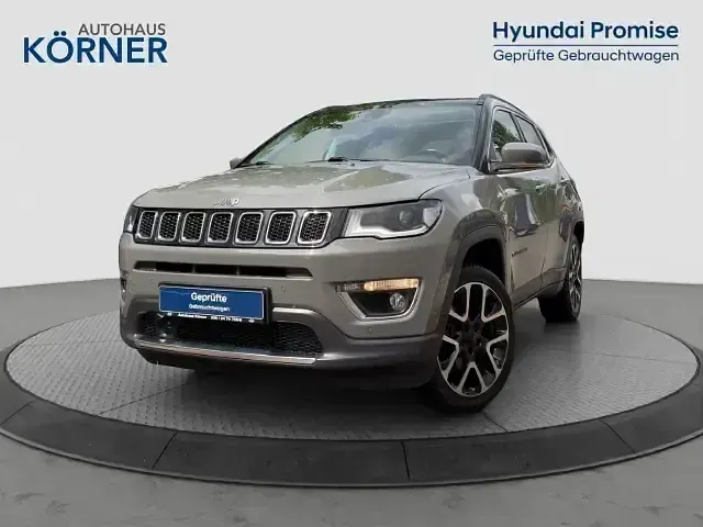 Gebraucht Jeep Compass Limited 170 PS (125 kW) 2020 Grau SUV