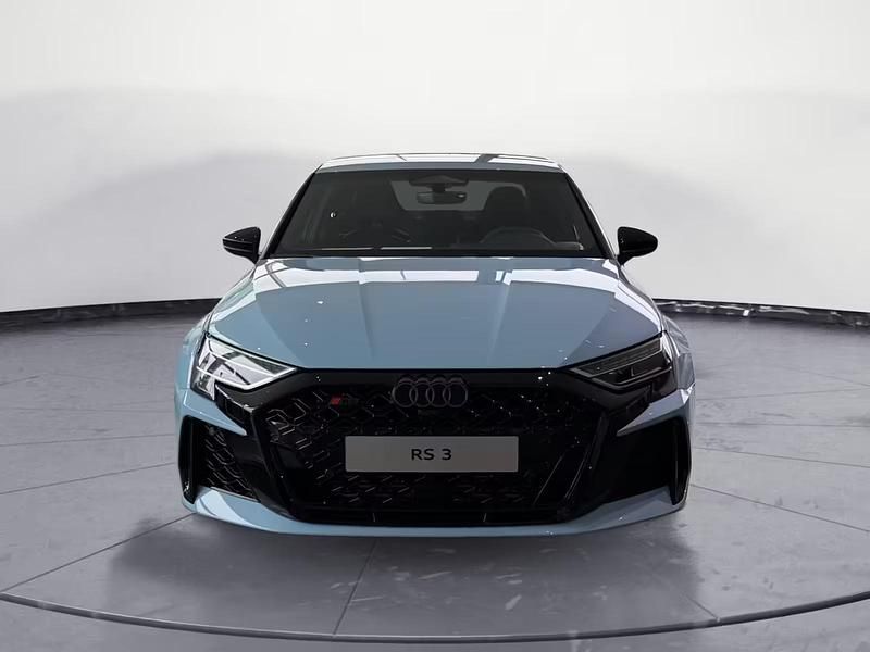 Second-hand Audi RS3 Advanced 400 CP (294 kW) 2026 Albastru Berlinǎ
