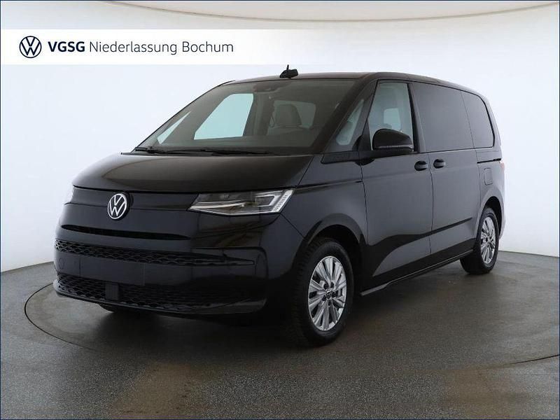 Gebraucht VW Multivan Basis 150 PS (110 kW) 2024 Schwarz Van