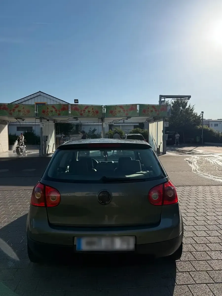 Gebraucht VW Golf V 140 PS (102 kW) 2004 Grün Kleinwagen