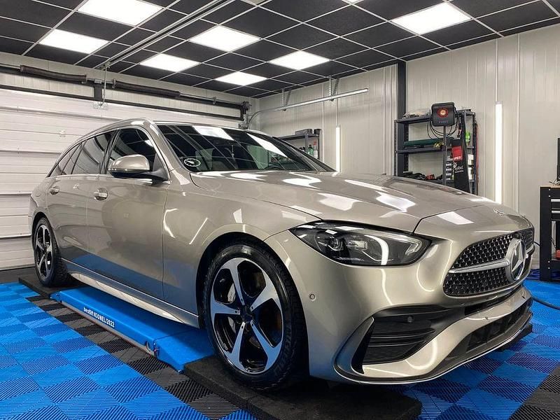 Silber Gebraucht 2023 Mercedes C300 Limousine | 37.800 € (Guter Preis) - Bild 1/4