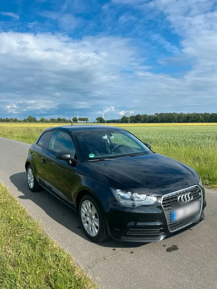 Gebraucht Audi A1 86 PS (63 kW) 2010 Schwarz Kleinwagen