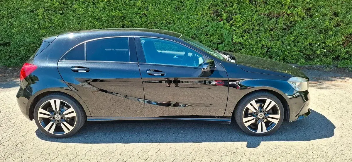 Gebraucht Mercedes A200 Urban 156 PS (114 kW) 2017 Schwarz Limousine