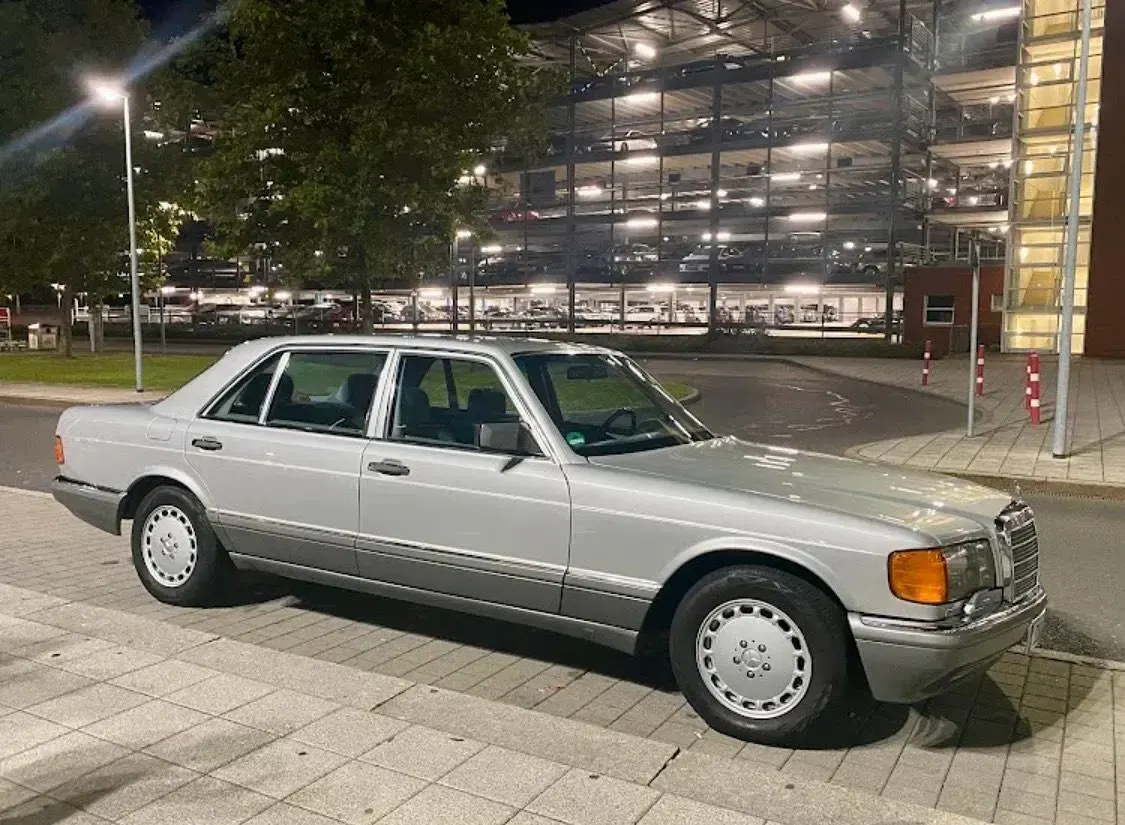 Gebraucht Mercedes 420 224 PS (164 kW) 1988 Silber Limousine
