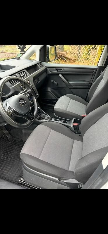Gebraucht VW Caddy Maxi 102 PS (75 kW) 2019 Weiß Van / Kleinbus